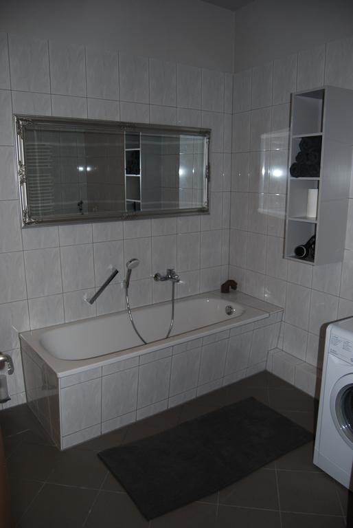 B2-Ferienwohnung إرفورت الغرفة الصورة